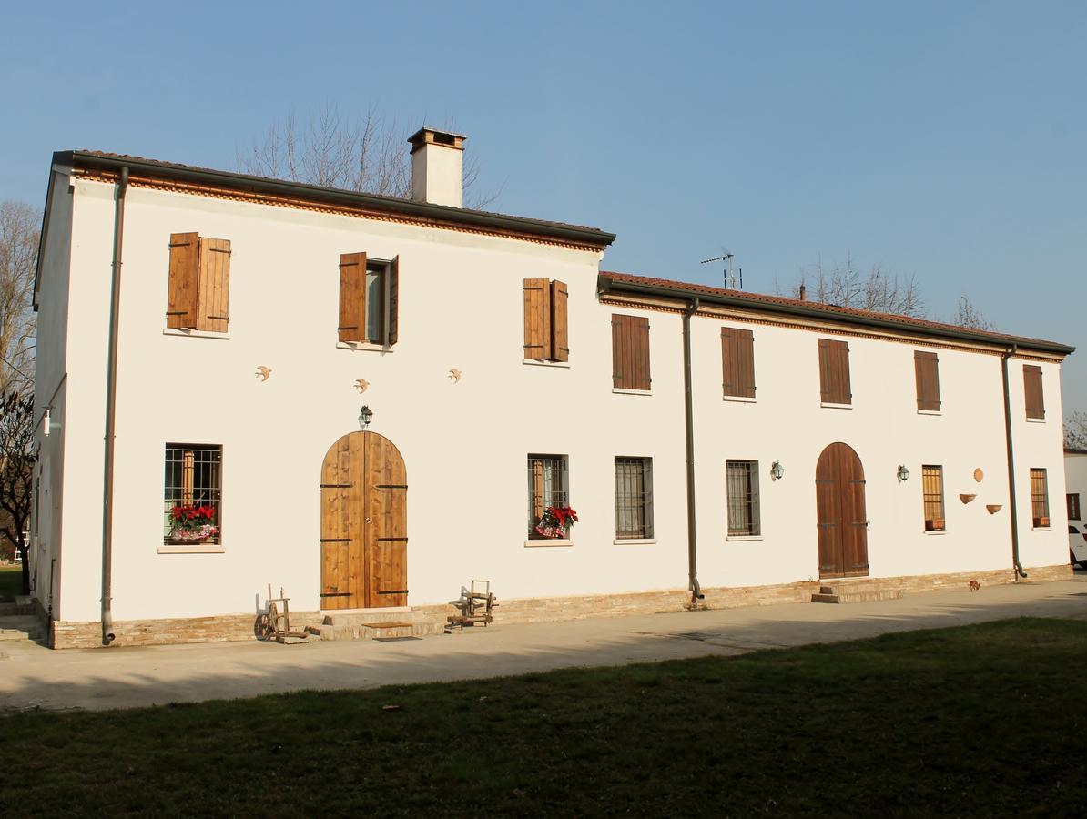 La Casa Delle Rondini Bed & Breakfast Roncoferraro Exterior foto