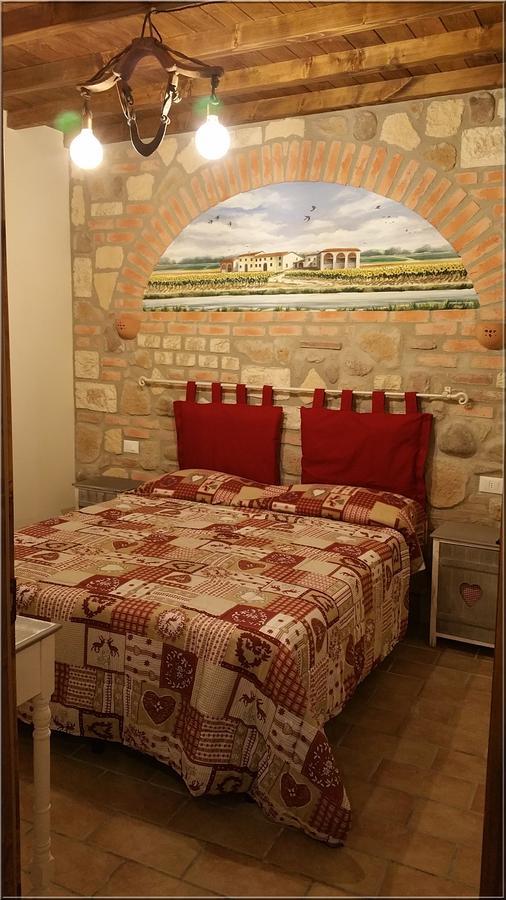 La Casa Delle Rondini Bed & Breakfast Roncoferraro Exterior foto