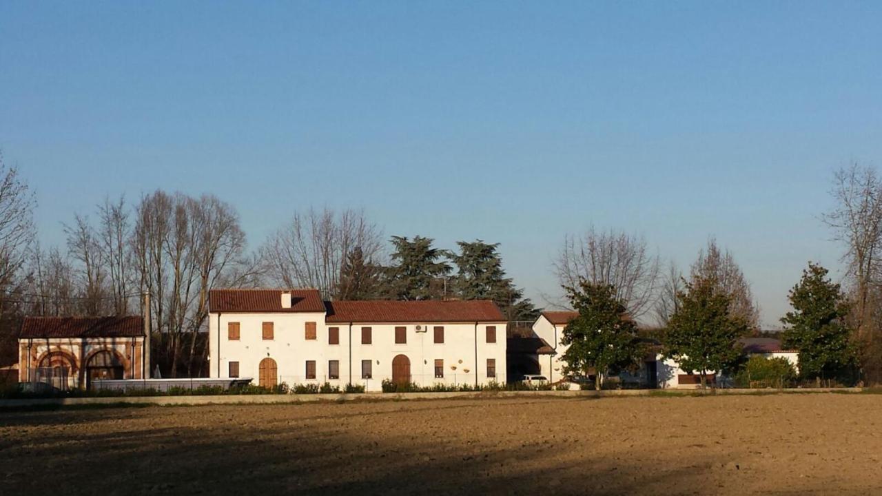 La Casa Delle Rondini Bed & Breakfast Roncoferraro Exterior foto